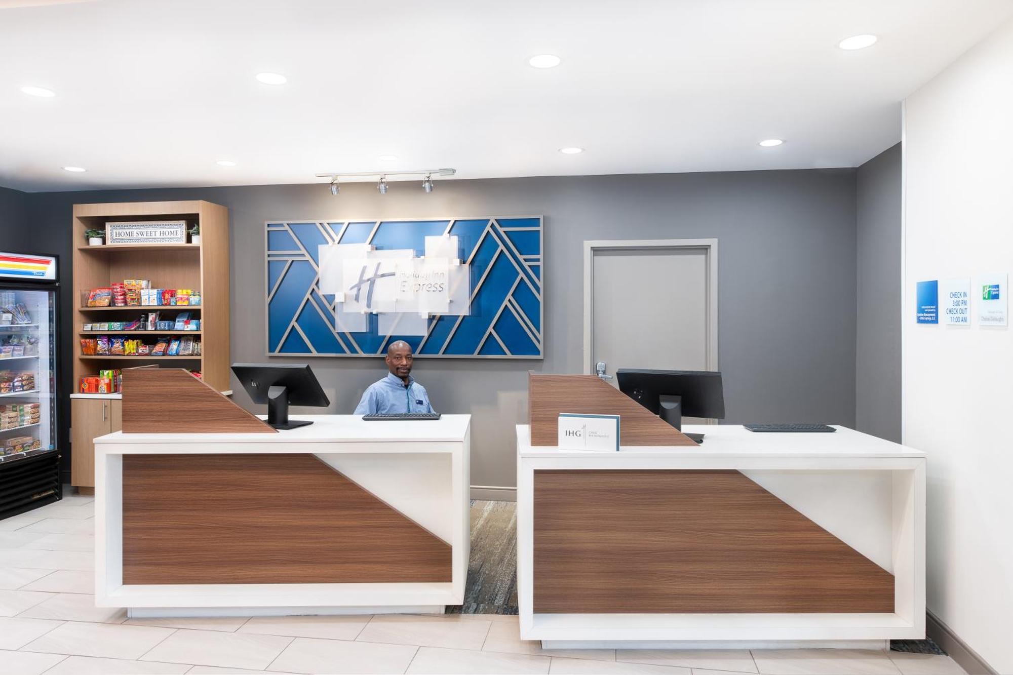 Holiday Inn Express Atlanta West - Theme Park Area By Ihg Lithia Springs Exterior photo