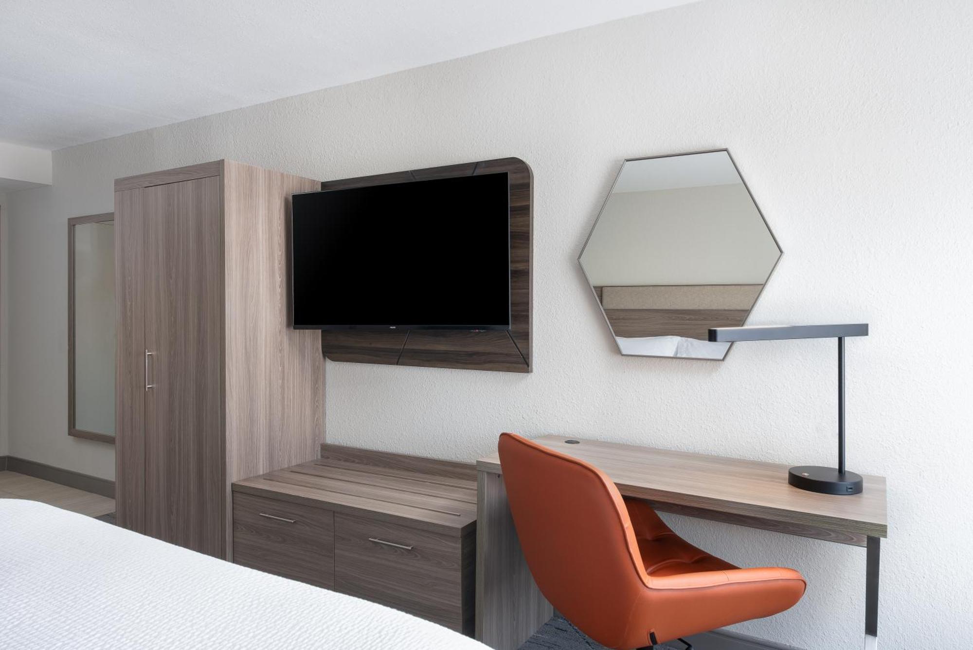 Holiday Inn Express Atlanta West - Theme Park Area By Ihg Lithia Springs Exterior photo